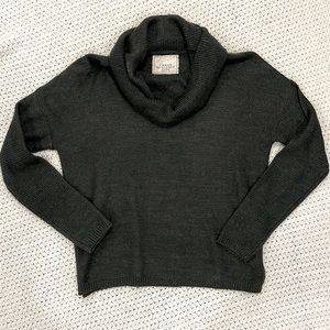 URBAN PLANET - Acrylic Cowl-Neck Sweater - Dark Forest Green (size small)